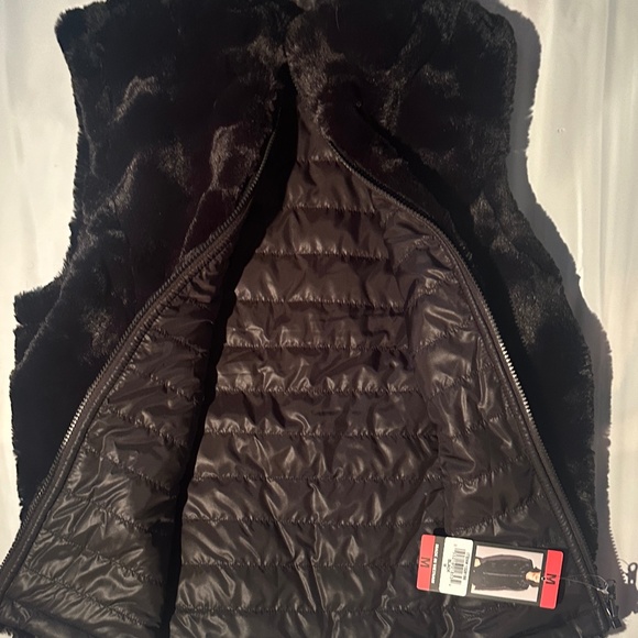 🔥NWT Reversible Zip Up Vest - Sz M - Picture 1 of 3